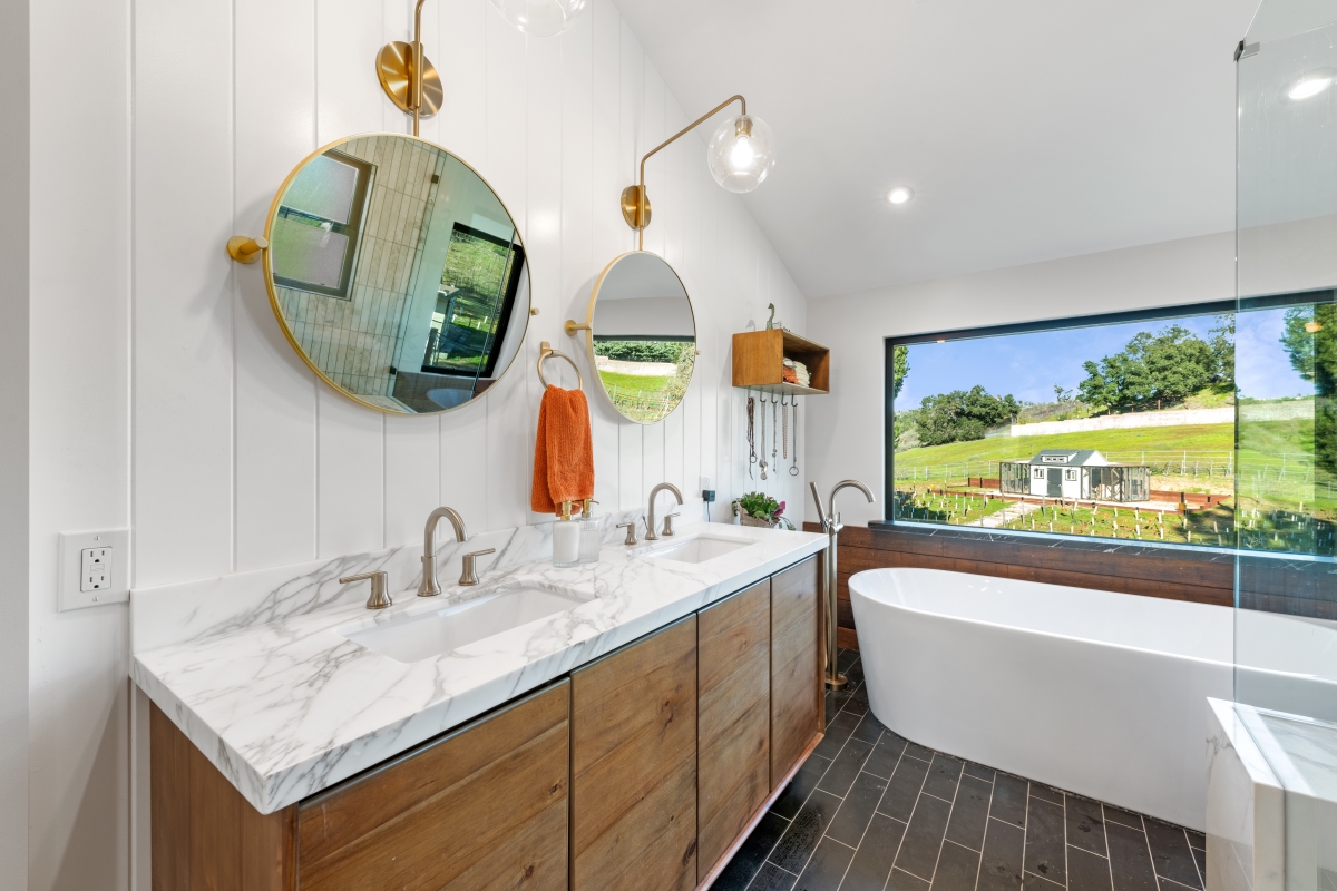Image showcasing Understanding a Contractor’s Estimate: Bathroom Remodel